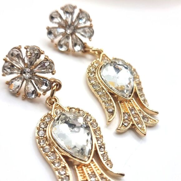 New ANTHRO flower eagle rhinestone dangle earrings - Picture 5 of 8